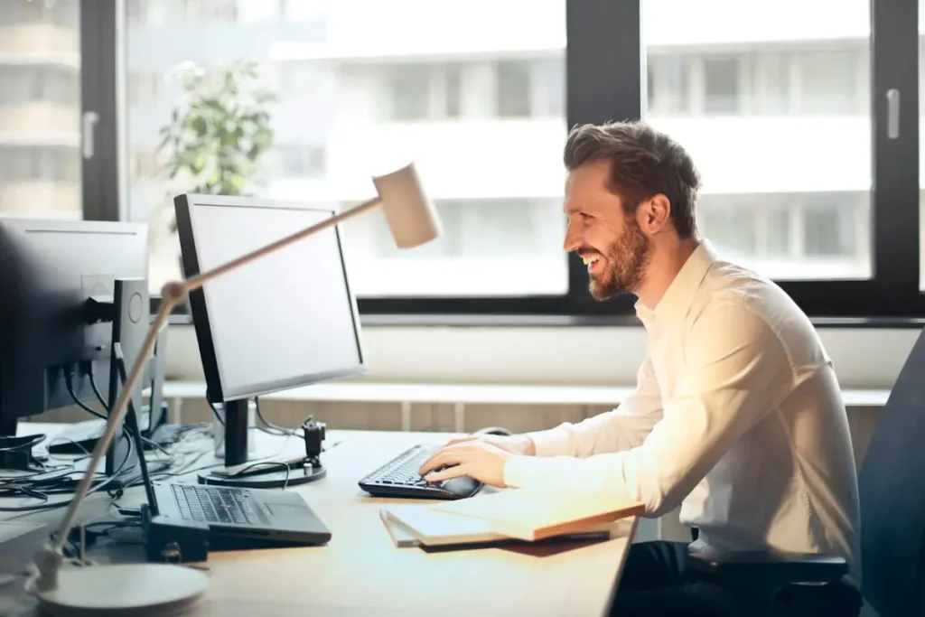 Live Chat Support in HR
